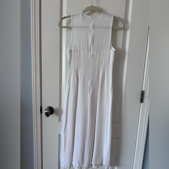 Lewit white dress | US4 - Picture 2 of 4